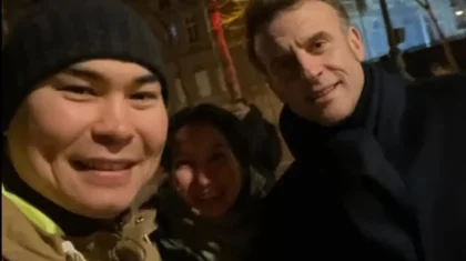 Алматылық жігіт Парижде Жан Рено мен Эммануэль Макронды кездестірді