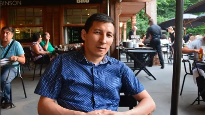Некедегі жарын 10 жыл бойы ұрып-соққан дипломат Сәкен Мамаш қамалды