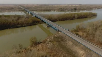 Астана-Павлодар тасжолындағы Ертіс өзені арқылы өтетін көпір жабылып қалды