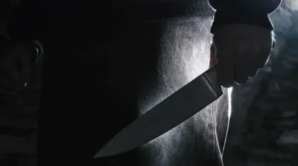Мәскеуде 15 жастағы қыз әпкесін қорғамақ болып, әкесін пышақтап өлтірді