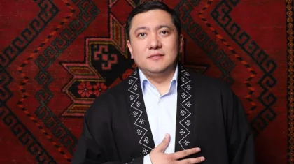 «Өзімнің құқығымды қорғаймын»: танымал журналист экс-әйелімен соттасып жатыр деген сынға жауап берді
