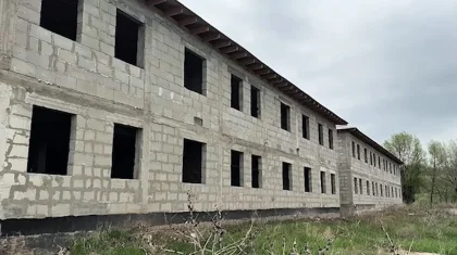 Қаскелеңде көпқабатты үй салған компания басшылығы ірі көлемде алаяқтық жасағаны белгілі болды