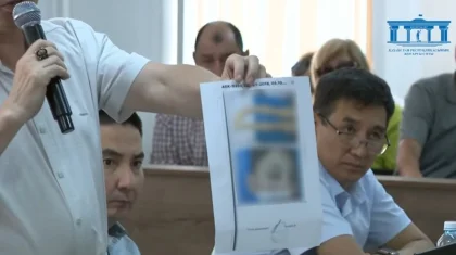 Қаржаубай Нұрымовтың адвокаты сотта марқұм Шерзаттың мәйітінің суретін көрсетті