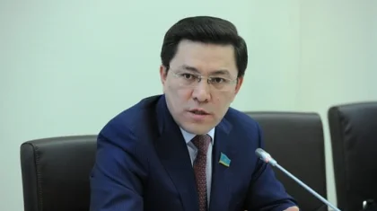 Алты облыс ауылға жұмысқа барған дәрігерлерге 8,5 млн теңгені әлі төлемеген – депутат