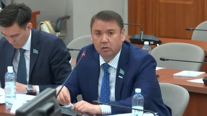 «Қашанғы өтірік айтамыз?»: депутат Ақтөбедегі су инфрақұрылымына қатысты вице-министрге шүйлікті