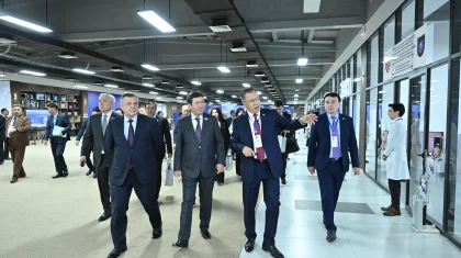 Қазақстан мен Өзбекстан депутаттарына отандық іздеуіш-робот таныстырылды