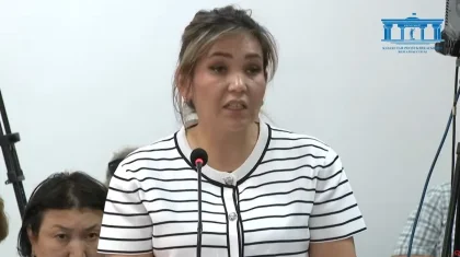 «Кәмелетке толмаған екі баласы бар»: адвокат Қалиахметке үкім шығаруда жұмсақтық танытуды сұрады