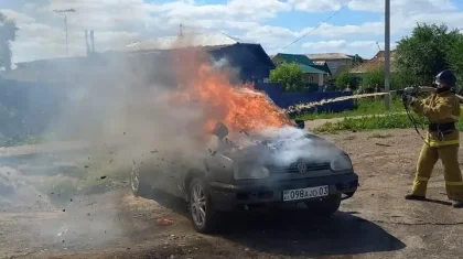 Көкшетауда көлік өртенді: өрт сөндірушілер жедел әрекет етті
