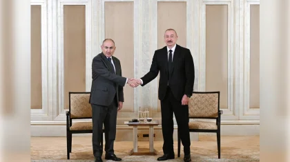Әбу-Дабиде Ильхам Әлиев пен Никол Пашинян төрт сағат келіссөз жүргізді (ВИДЕО)