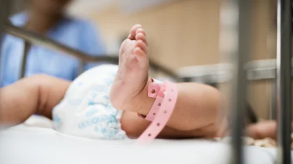 Қазақстандық әйел желіде жазба жариялап, министрліктен баласын аман алып қалуға көмек алды