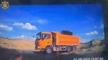 Абай облысында құм қазып жүргендер дронға түсіп қалып, сотталып кетті (ВИДЕО)