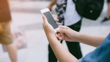 Мамандар қоғамдық жерлердегі тегін Wi-Fi-дың қаупі туралы ескертті