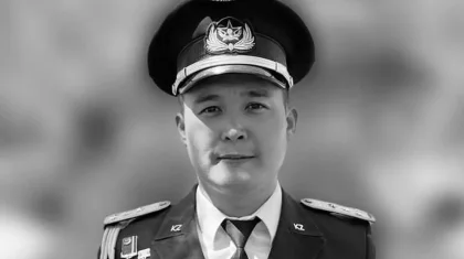 Павлодар облысында тікұшақ апатынан қаза тапқан әскери қызметкер жер қойнына тапсырылды