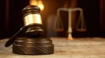 Түркістанда жас жігітті 14 жерден пышақтап, атына 8 несие рәсімдеген ефрейтор сотталды
