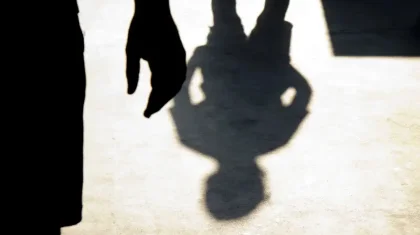Таразда сотқар баланың анасы сот алдында жауап беруге мәжбүр болды