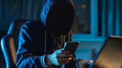 Ақмола облысында «брокерлерге» сенген екі әйел интернет-алаяқтардың құрбаны болды