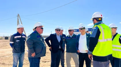 Газ өңдеу зауыты: Мәжіліс депутаты жаңа нысанның құрылысымен танысты