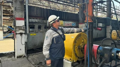 Мамандыққа адалдықтың үлгісі: мұнай өңдеу зауытында 33 жыл еңбек еткен маман