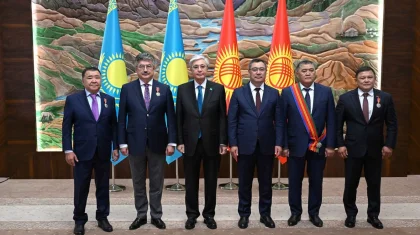 Тоқаев Қырғызстанның бірқатар мемлекет және қоғам қайраткерін марапаттады