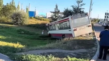 Астанадағы автобус апаты: салонда LRT жұмысшылары болған