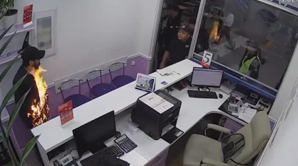 Алматы әуежайында өзін-өзі өртеген жігіттің қорқынышты видеосы тарады