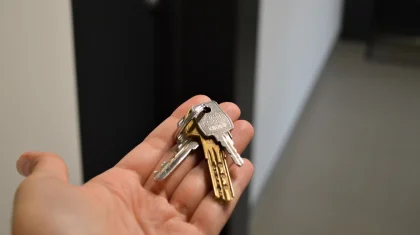 Қосшыда 11 жыл бұрын құрылысы басталған тұрғын үй кешені енді салынып бітті