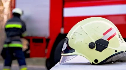 Тамақ істеп жатып ұйықтап қалған: Қарағандыда өрттен балалы әйел құтқарылды