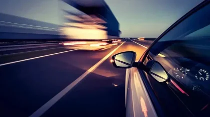 Астананың қақ ортасында жас жігіт көлігімен сағатына 265-пен жүрді (ВИДЕО)