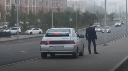 Астанада жүргізуші жол ортасындағы тротуармен жүріп өтпек болды (ВИДЕО)