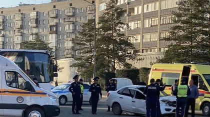 Павлодарда автобус пен жеңіл көлік соқтығысып, жеті адам зардап шекті