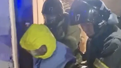 Астанада көпқабатты үйде үш адам кішкентай баласымен бірге өртеніп кете жаздады