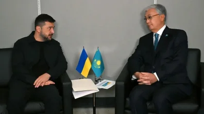 Тоқаев Зеленскиймен кездесті: президенттер не туралы сөйлесті