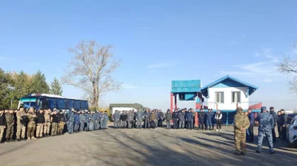 Қостанай облысында жоғалып кеткен қыз баланы 500-ден астам адам жабылып іздеді