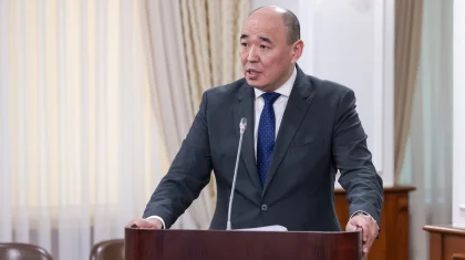 Экс-министр Қанат Шарлапаев Ақордадағы қызметінен кетті