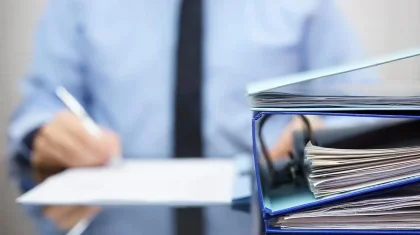 Түркістан облысында мемқызметкер бір ай бойы жұмысқа келмегені үшін соттан бір-ақ шықты