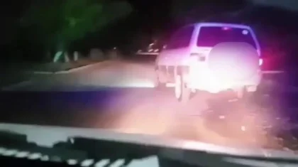 Абай облысында мас жүргізуші полицейлерден қашып кетпек болды (ВИДЕО)