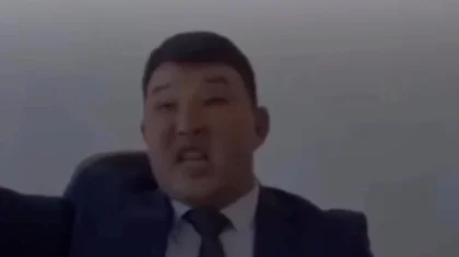 ШҚО-да ауыл тұрғындарына боқауыз сөздер айтқан әкім жазаланды
