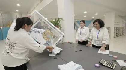 Қазақстанда алғашқы әкім сайлауы Семейде өтті: дауыс беру кезеңі аяқталды