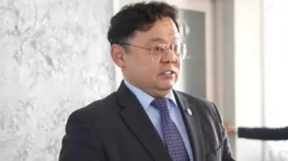 «Есің дұрыс па?»: ШҚО-да қызметкерін боқтаған шенеунікке қандай жаза қолданылды (ВИДЕО)