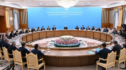 «Бір орында тұрып қалуға болмайды»: Тоқаев бір палаталы Парламентке көшу қажеттігін айтты