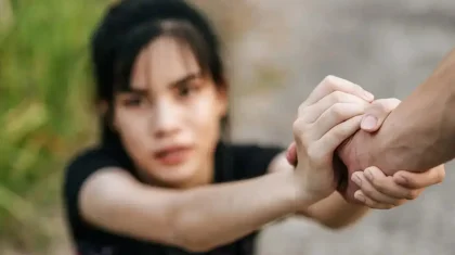 Депутат қыз алып қашуды насихаттаған телеарнаны сынады