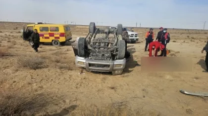 Маңғыстау облысында Toyota Land Cruiser аударылып, жүргізушісі көз жұмды