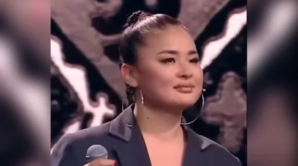 «Қорқыт атамыз шошып оянған шығар»: Қабатовтың әйелі ән саламын деп жұртты шошытты (ВИДЕО)