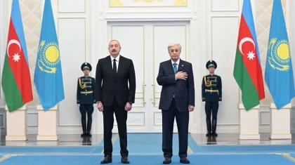 Тоқаев Ақордада Ильхам Әлиевті салтанатпен қарсы алды