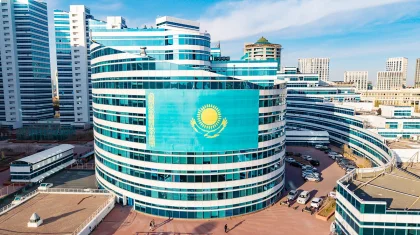 «AMANAT» партиясының «Менің елім – Менің туым» акциясына ондаған мың қазақстандық қатысты