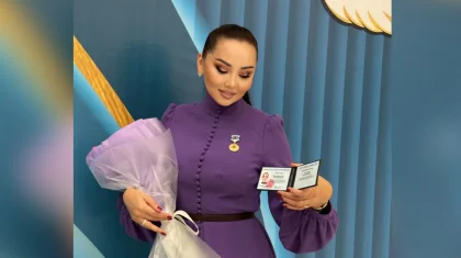 Баян Алагөзова әлеуметтік желіде сүйінші сұрады