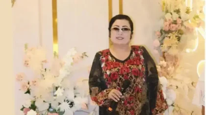 «Шашты айтсаңызшы!»: Мақпал Жүнісова Алматының түнгі клубында түсірілген видеоны жариялады