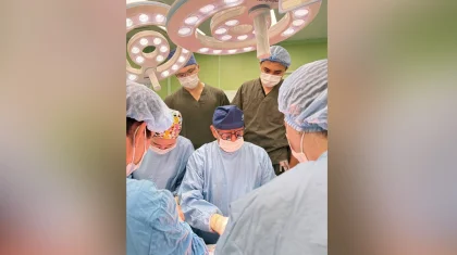 Алматы дәрігерлері 63 жасында қайтыс болған әйелдің көзіндегі мөлдір қабықты екі түрлі адамға салып берді