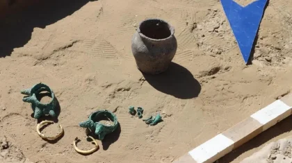 Құнды жәдігерлер шетелге кетіп, «қара нарықта» сатылып жатыр – Аймағамбетов