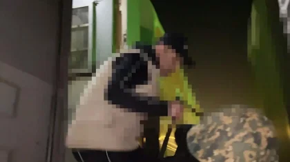 Жетісуда 481 көлікті заңсыз тіркеген ХҚКО қызметкері Ресейге қашып кеткен